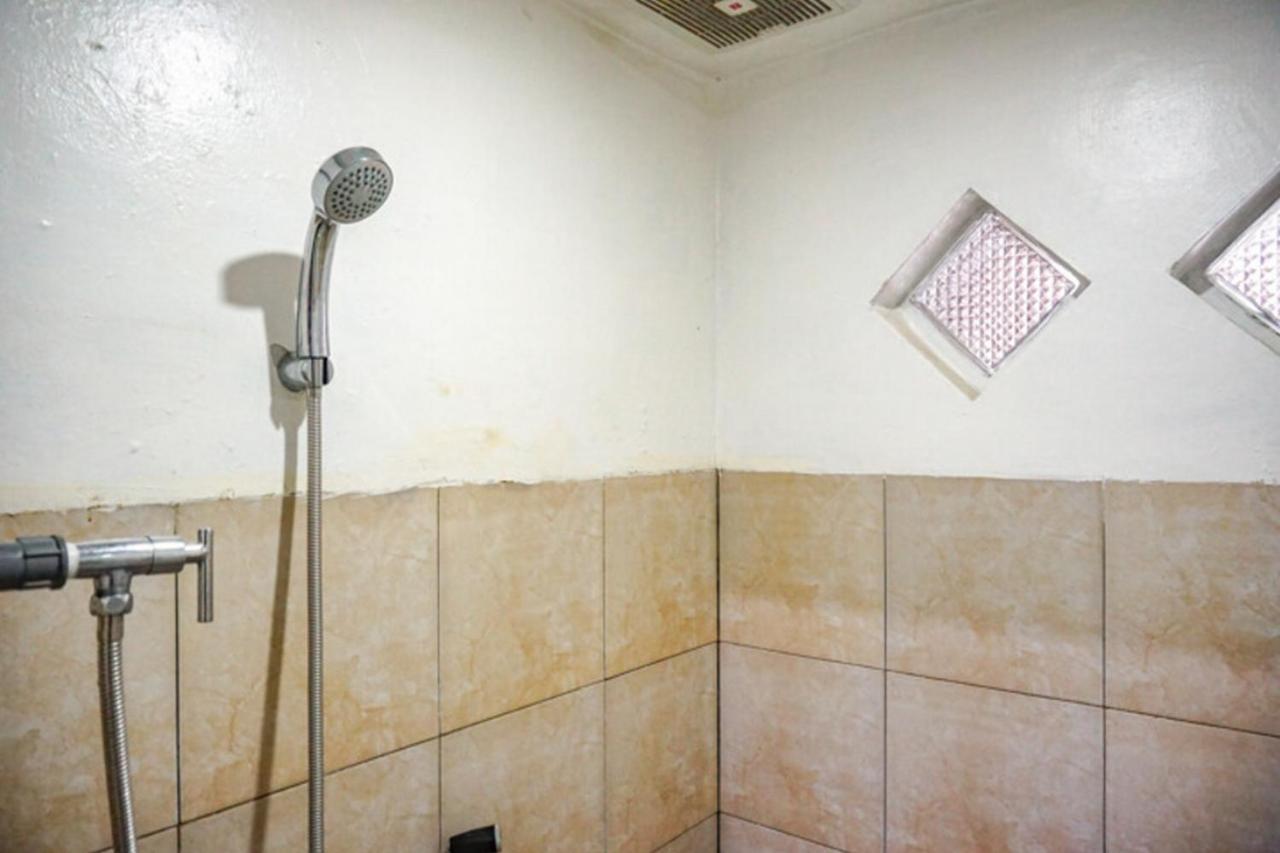 Reddoorz Near Penimbangan Beach Singaraja Exterior foto